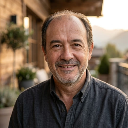 Andrew R.